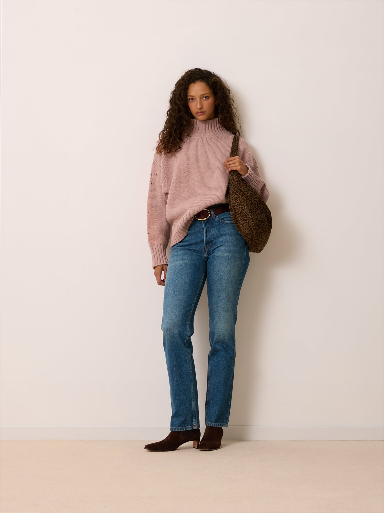 LIZZIE Sweater LIZZIE Sweater