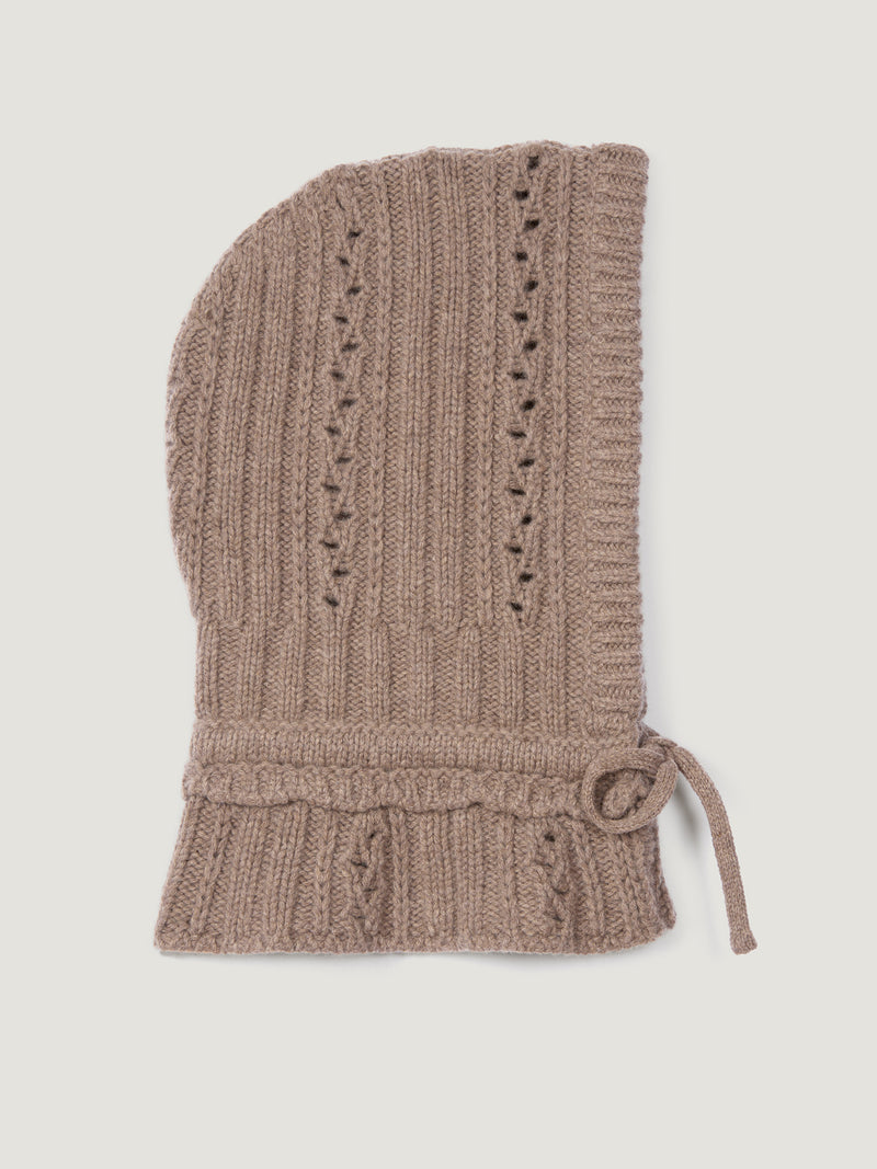 AMINE taupe knit hood worn on a model by Rouje